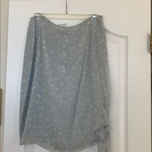 Ellen Tracy silk blue skirt size 12, white flowers